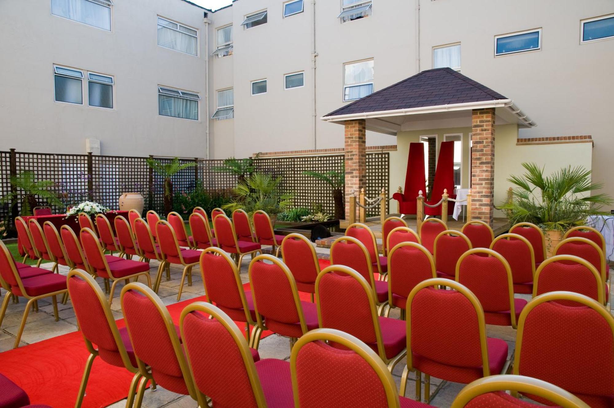 גילינגהאם King Charles Hotel מראה חיצוני תמונה