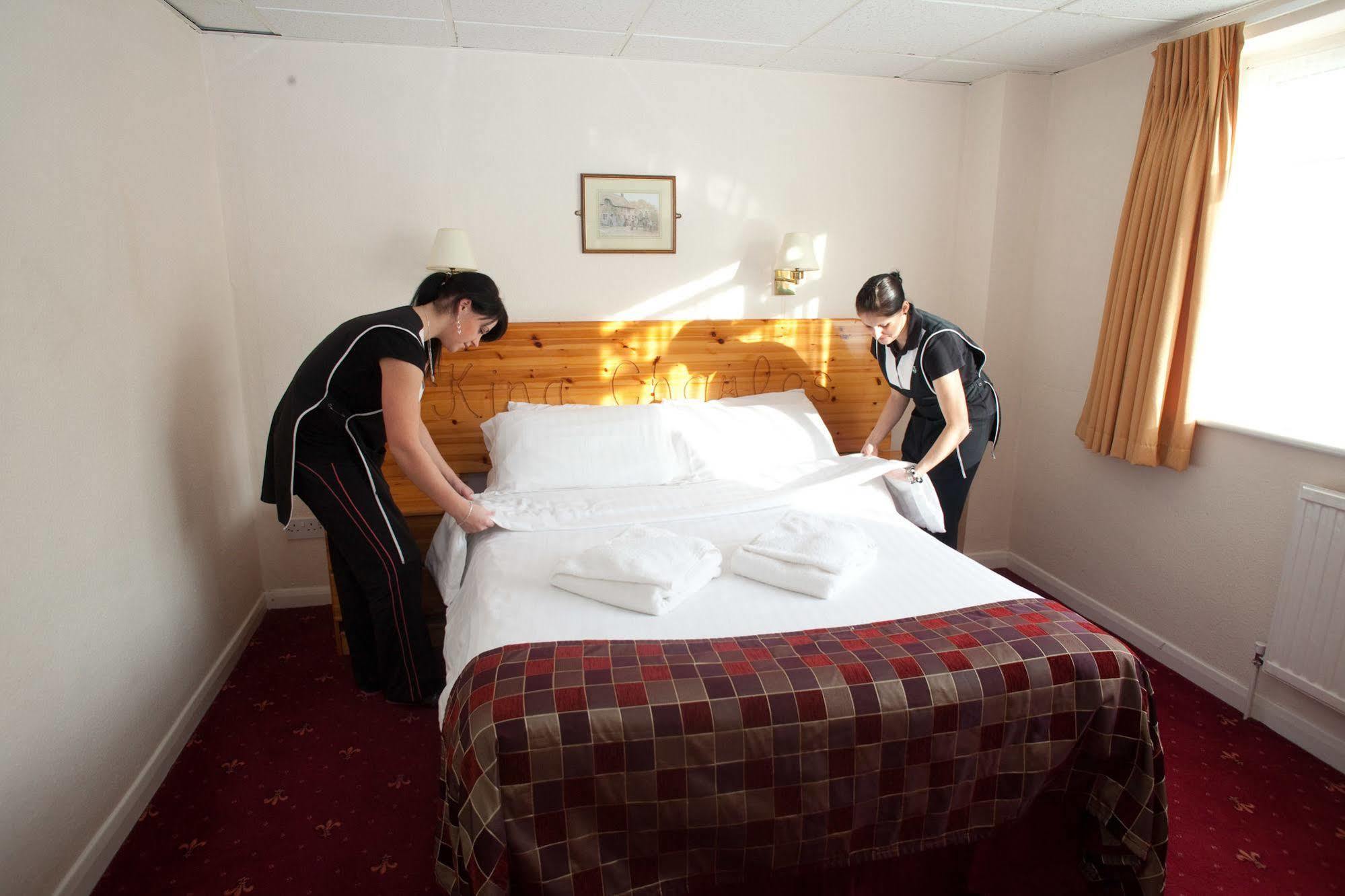 גילינגהאם King Charles Hotel מראה חיצוני תמונה
