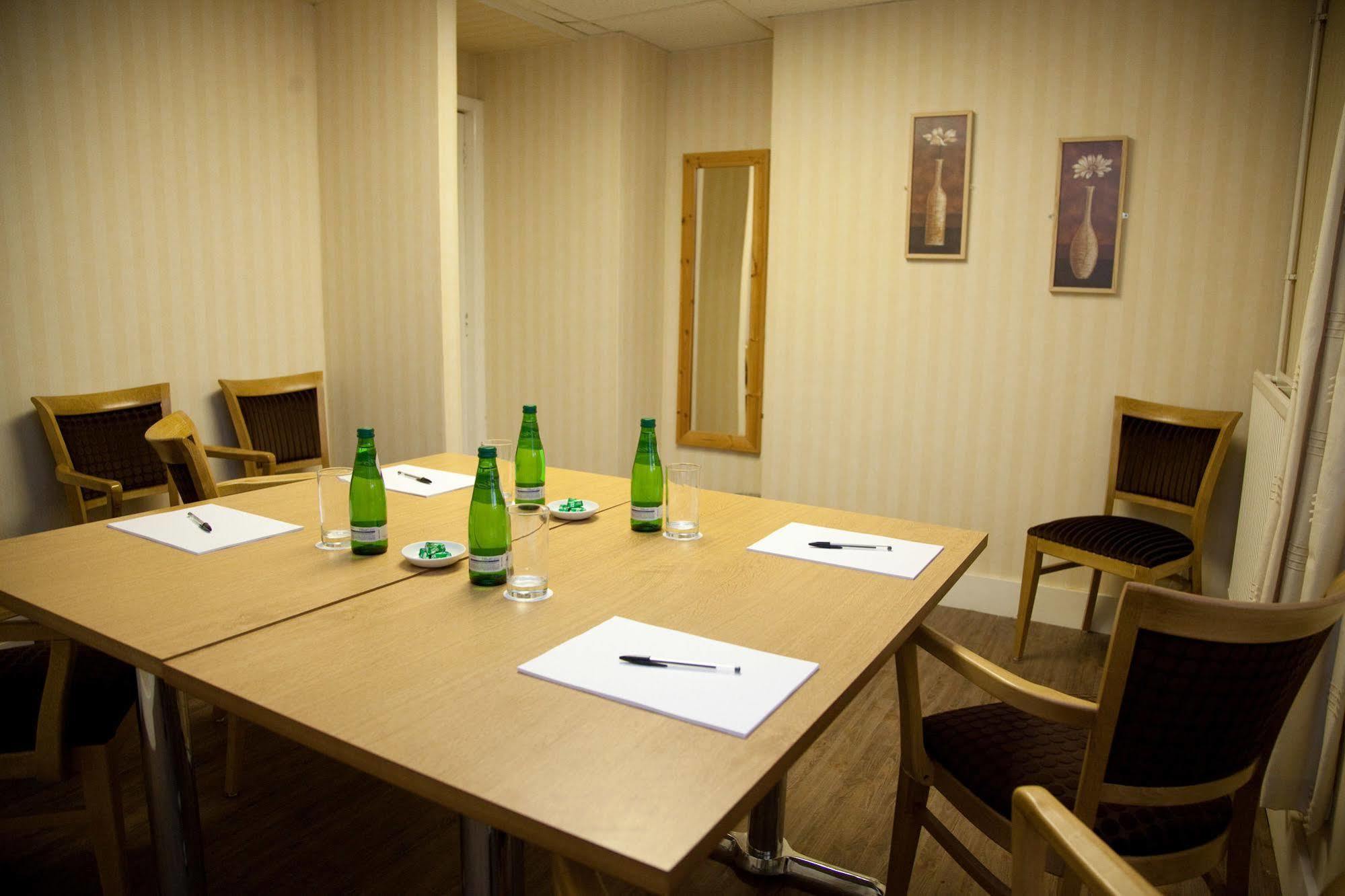 גילינגהאם King Charles Hotel מראה חיצוני תמונה