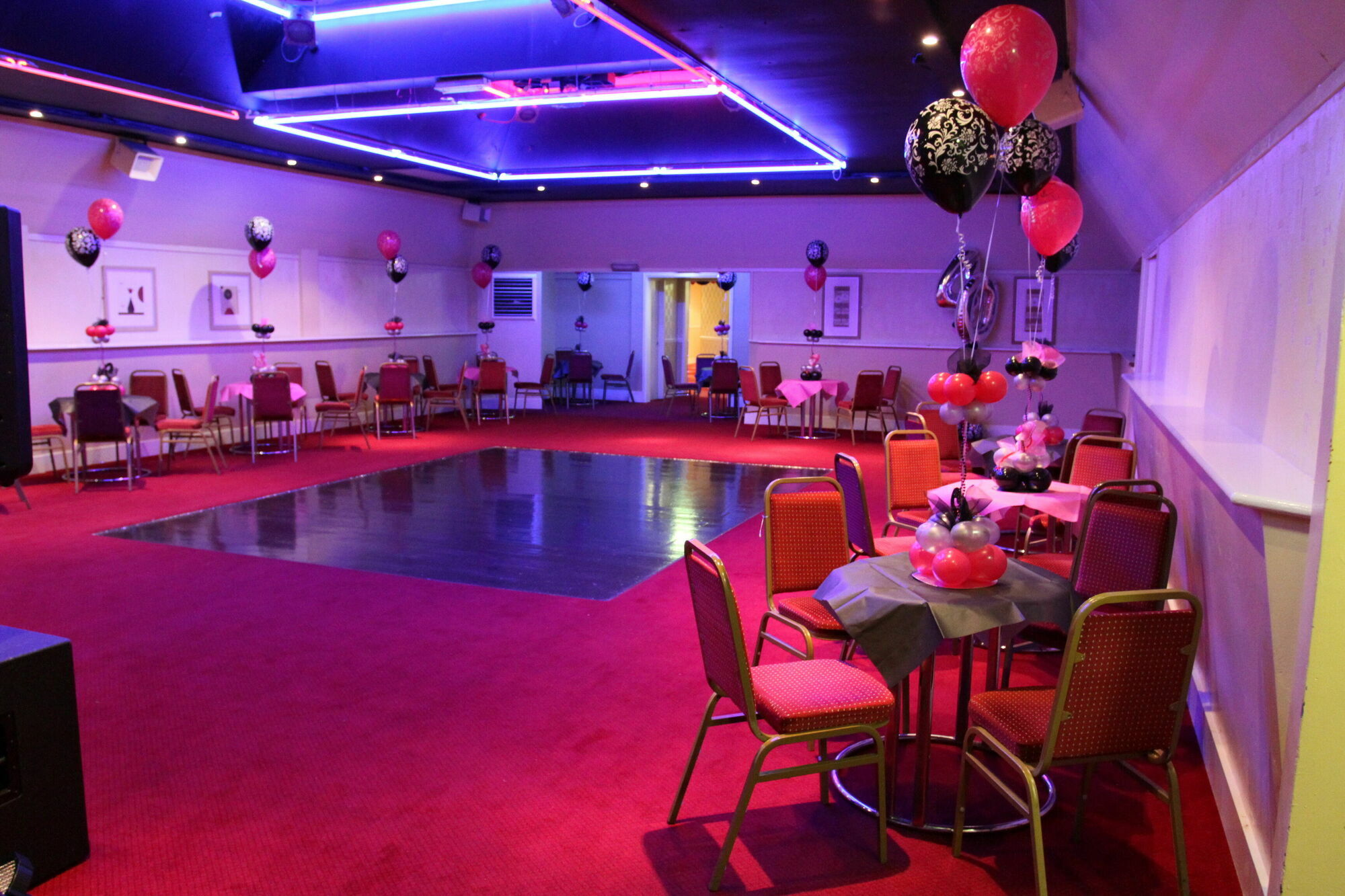 גילינגהאם King Charles Hotel מראה חיצוני תמונה